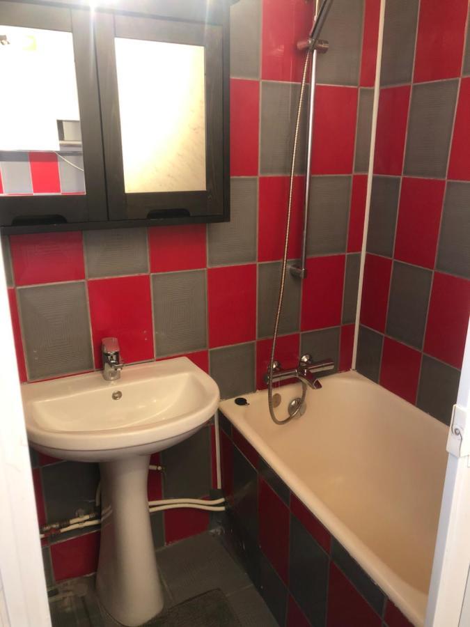 Lovely 1 Bedroom Apartment Close To Old Town Bukareszt Zewnętrze zdjęcie