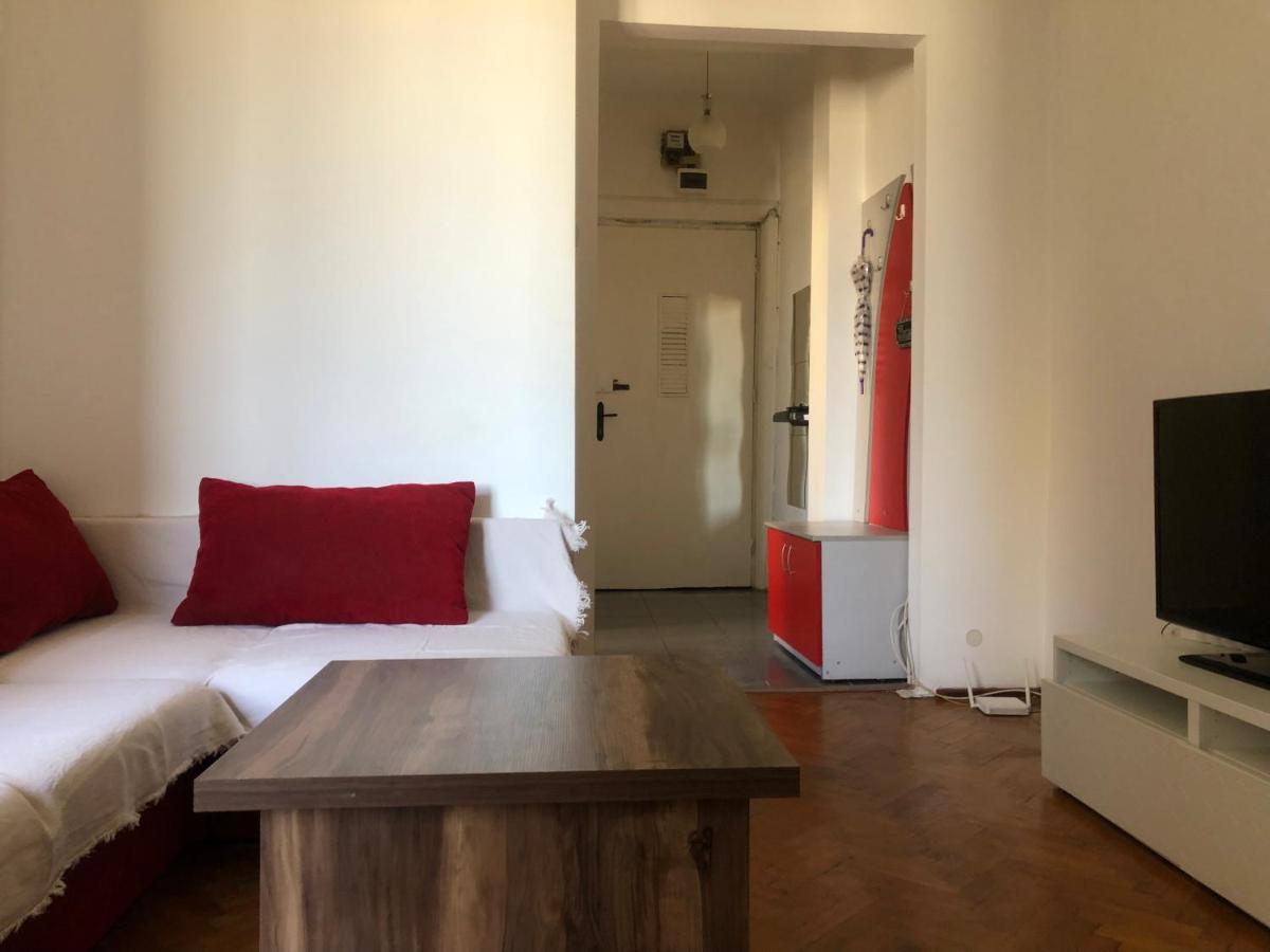 Lovely 1 Bedroom Apartment Close To Old Town Bukareszt Zewnętrze zdjęcie